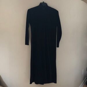 ⭐️Host Pick⭐️- Jones New York Sport - maxi dress - size M